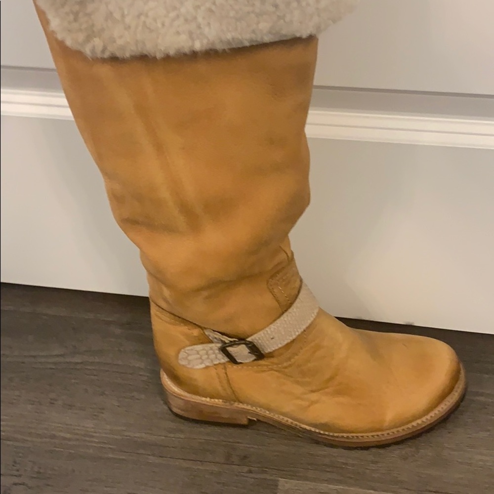 Freebirds!! Never worn!